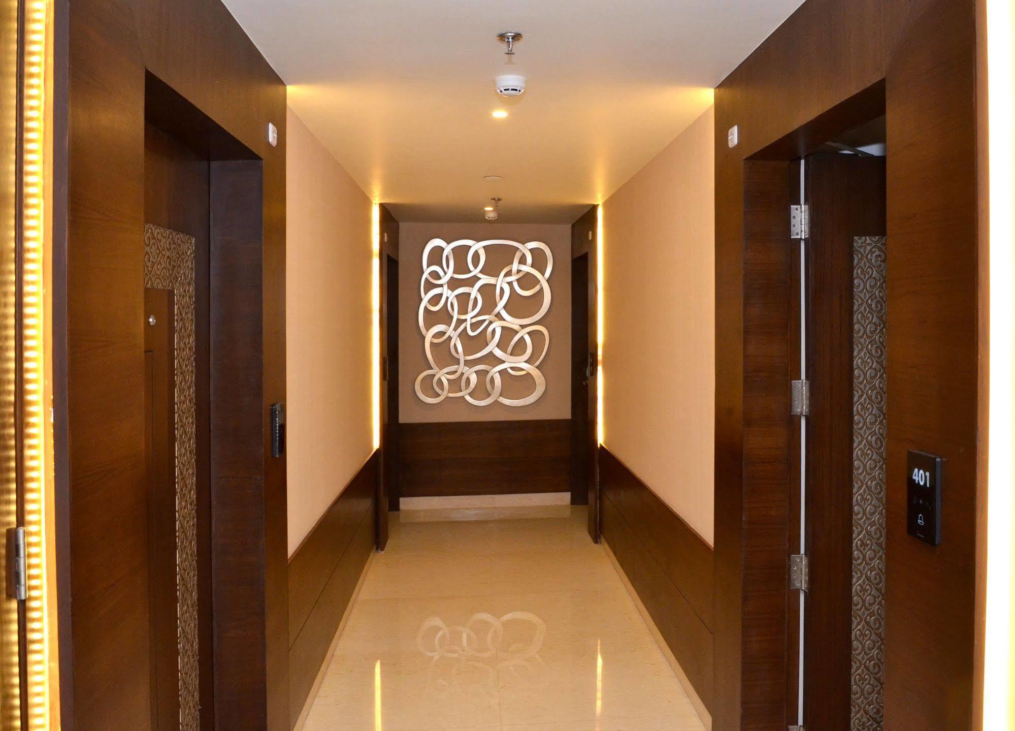 Sawera Grand Hotel Amritsar Exterior photo