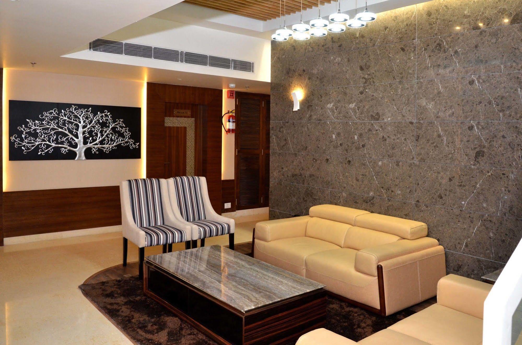 Sawera Grand Hotel Amritsar Exterior photo
